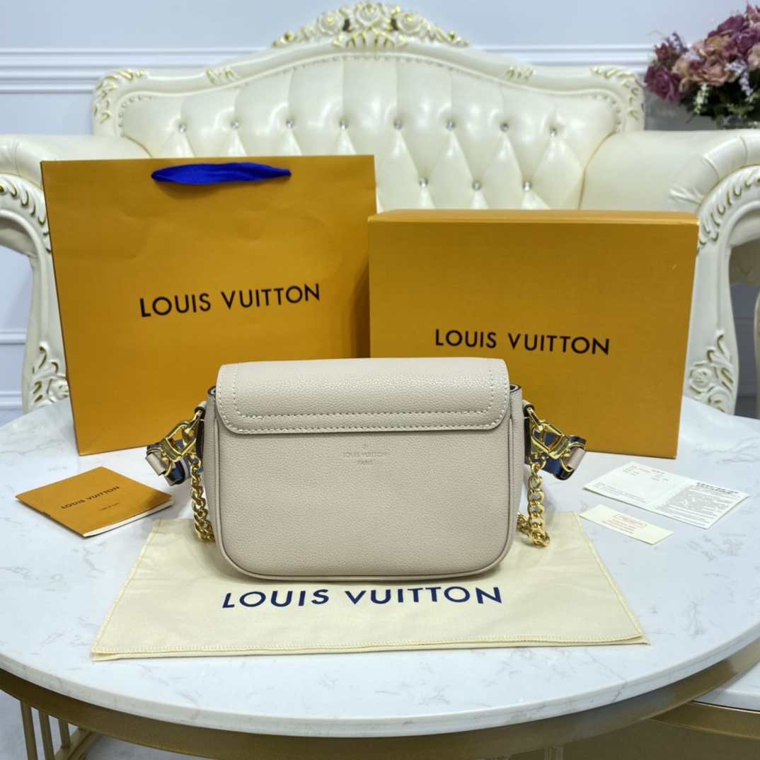 Louis Vuitton LOCKME TENDER Shoudler Bag M58554 Greige